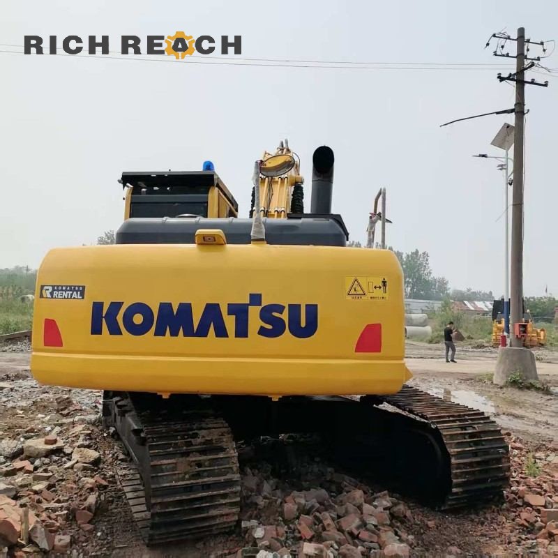 General purpose bucket and teeth of a 2018 Komatsu PC210 excavator priced at $30,556